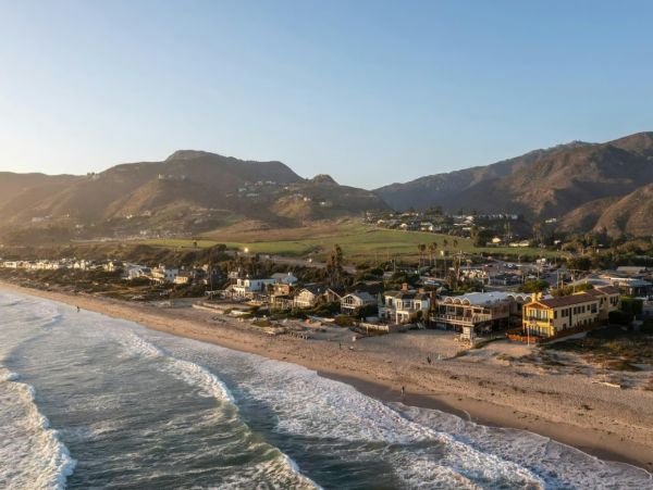 Stunning Seven Bedroom Home in Malibu with Private Beach