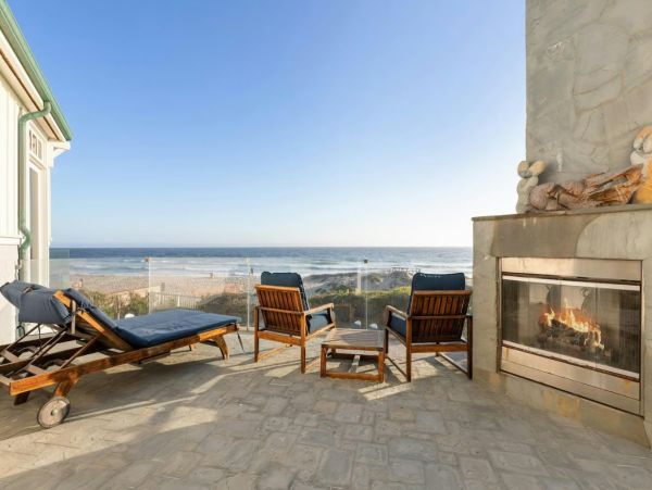 Stunning Seven Bedroom Home in Malibu with Private Beach