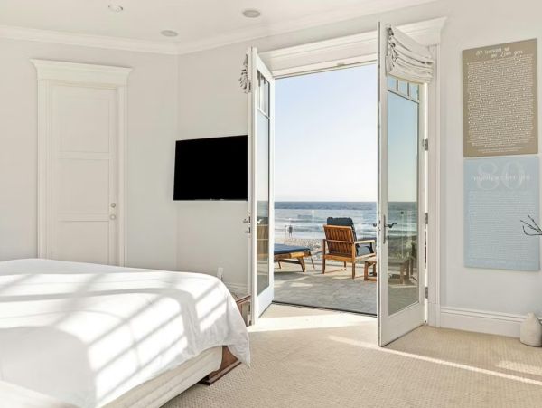 Stunning Seven Bedroom Home in Malibu with Private Beach