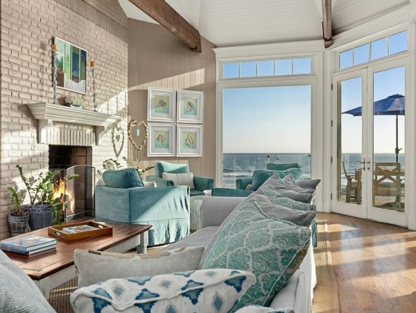 Stunning Seven Bedroom Home in Malibu with Private Beach