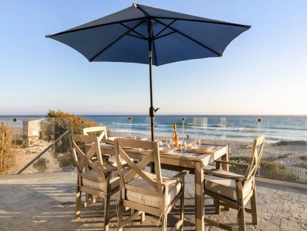 Stunning Seven Bedroom Home in Malibu with Private Beach