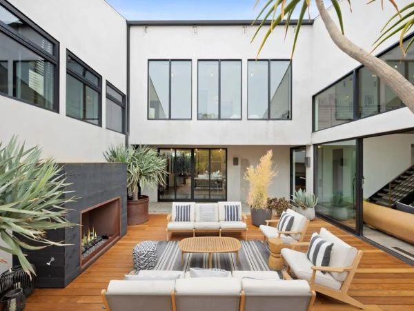 Six Bedroom Beachfront Contemporary Masterpiece in Malibu