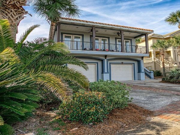 Destin Exquisite Four Bedroom Vacation Home