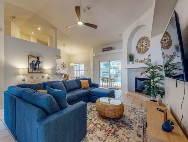 Pensacola Charming Four Bedroom Vacation Home