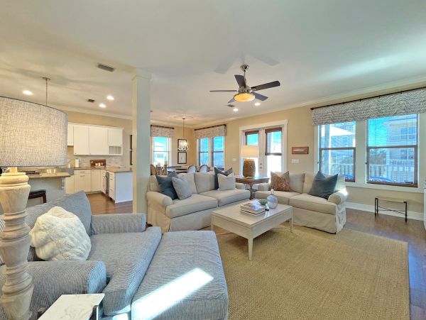 Four Bedroom Rental Just Steps from Emerald Green Waters