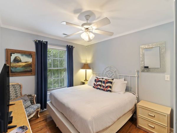 Isle of Palms Five Bedroom Vacation Home Just a Few Steps from the Beach