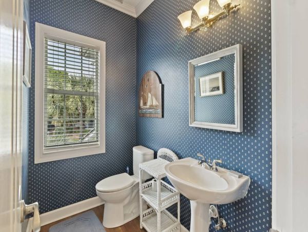 Isle of Palms Five Bedroom Vacation Home Just a Few Steps from the Beach