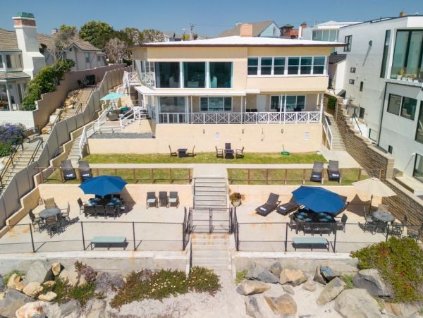 Oceanfront Seven Bedroom Vacation Rental Home in Carlsbad