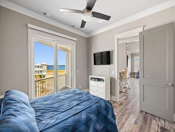 Navarre Beach Four Bedroom Vacation Home with Panoramic Water Views
