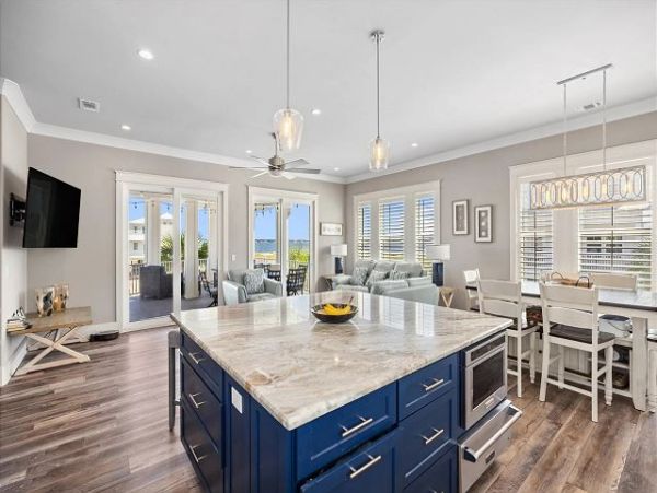 Navarre Beach Four Bedroom Vacation Home with Panoramic Water Views