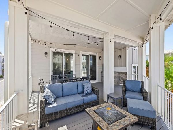 Navarre Beach Four Bedroom Vacation Home with Panoramic Water Views