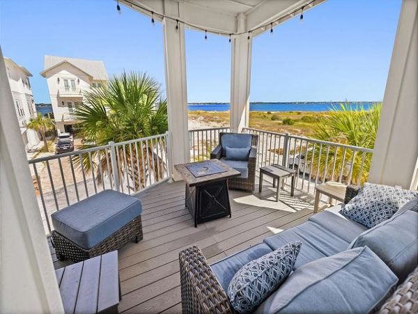 Navarre Beach Four Bedroom Vacation Home with Panoramic Water Views