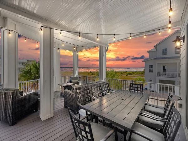 Navarre Beach Four Bedroom Vacation Home with Panoramic Water Views