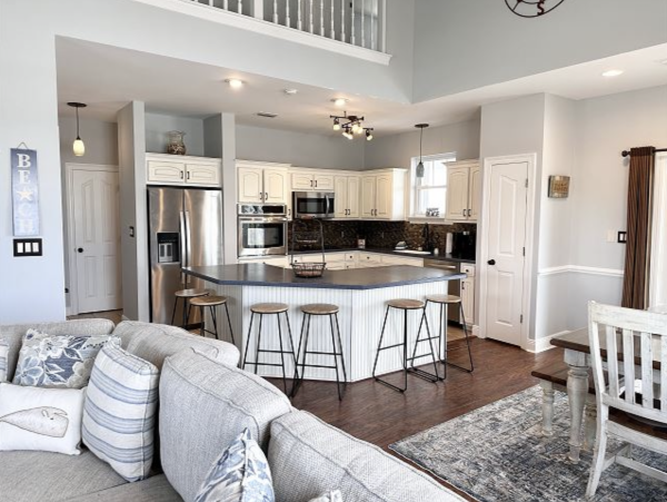Navarre Beach Retreat Four Bedroom Stunning Rental!