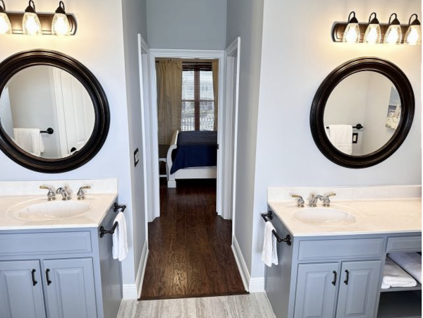 Navarre Beach Retreat Four Bedroom Stunning Rental!