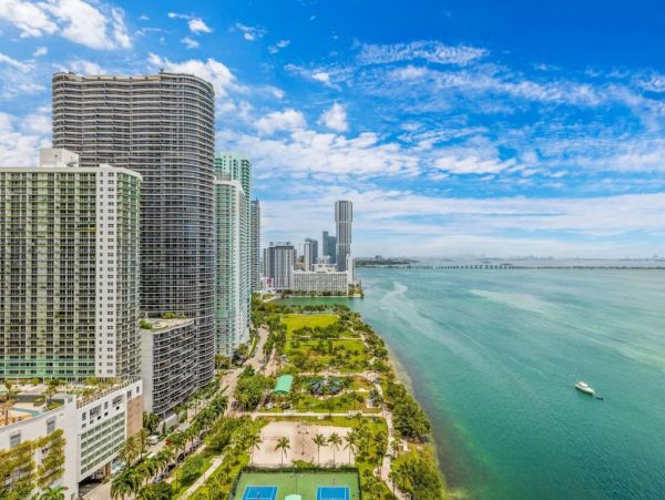 Miami Modern Two Bedroom Vacation Rental