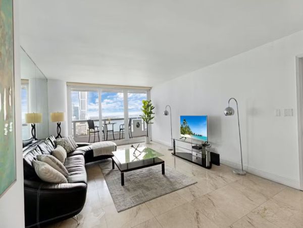 Miami Modern Two Bedroom Vacation Rental