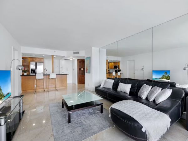 Miami Modern Two Bedroom Vacation Rental
