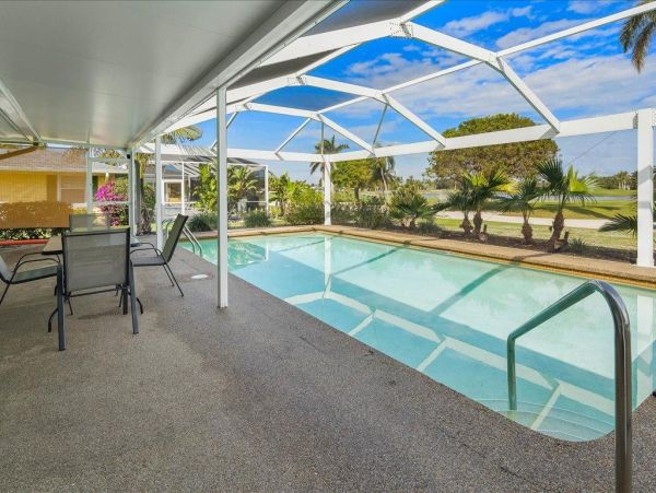 Lovely Golf Course View Three Bedroom Vacation Rental in Marco Island