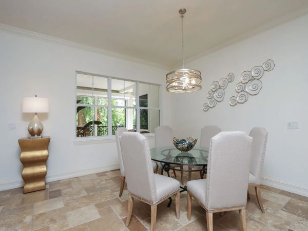 Naples Elegant Three Bedroom Rental Condo