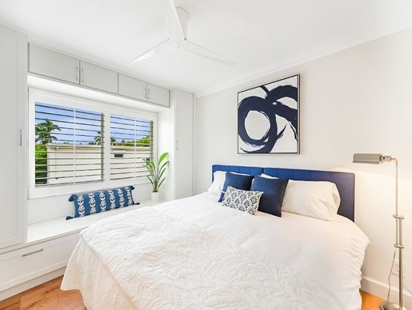 Modern Two Bedroom Vacation Condo in Naples