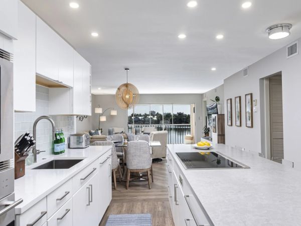Contemporary Beach Style Naples Two Bedroom Vacation Condo