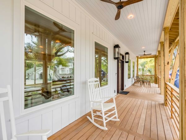 Six Bedroom Near Beach Home in Isle of Plams
