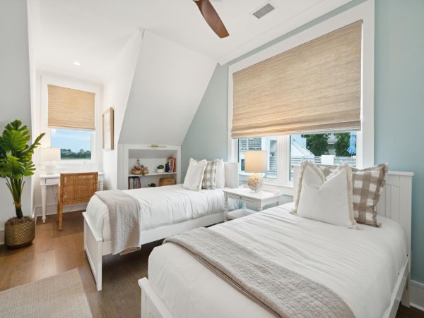 Charming Four Bedroom Vacation Home in Isle of Palms