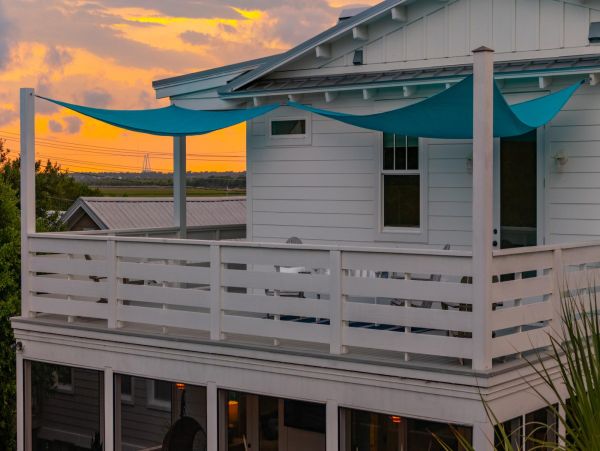 Charming Four Bedroom Vacation Home in Isle of Palms