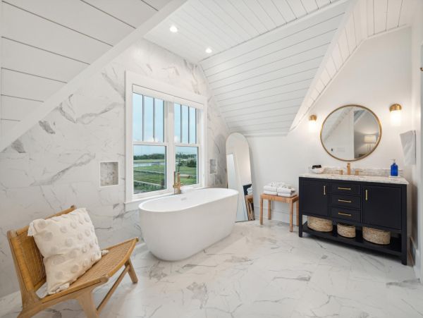 Charming Four Bedroom Vacation Home in Isle of Palms