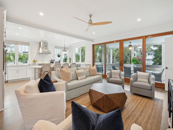 Charming Four Bedroom Vacation Home in Isle of Palms