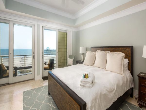 Folly Beach Four Bedroom Luxury Oceanfront Condo