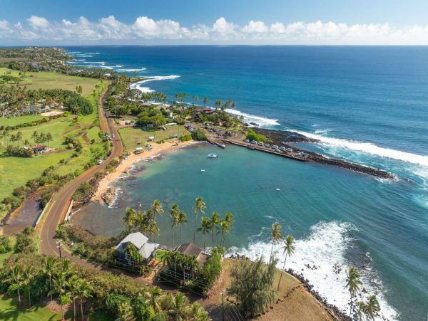 Koloa Oceanfront Stunning Three Bedroom Vacation Home