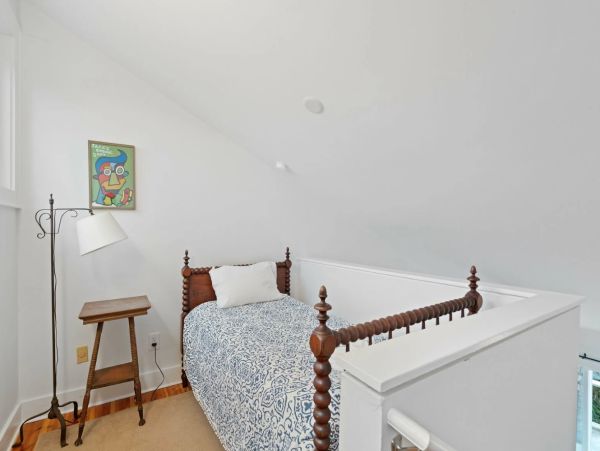Gorgeous Five Bedroom Vacation Home in Isle of Palms