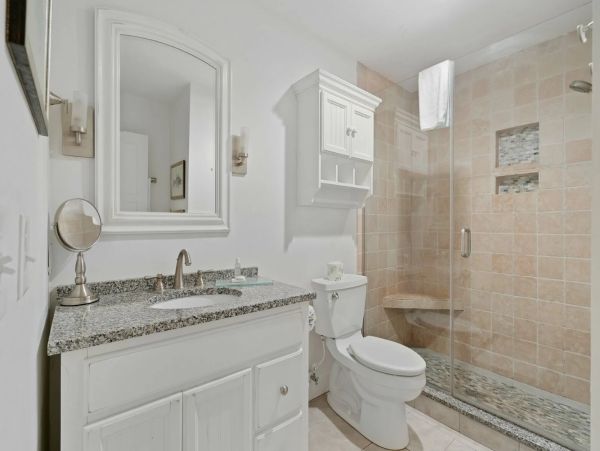 Gorgeous Five Bedroom Vacation Home in Isle of Palms