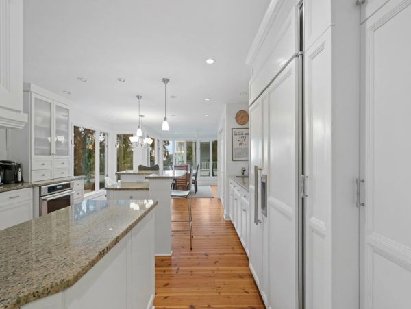 Gorgeous Five Bedroom Vacation Home in Isle of Palms