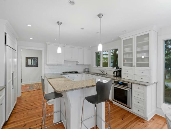 Gorgeous Five Bedroom Vacation Home in Isle of Palms