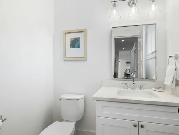Isle of Palms Fantastic Four Bedroom Vacation Home