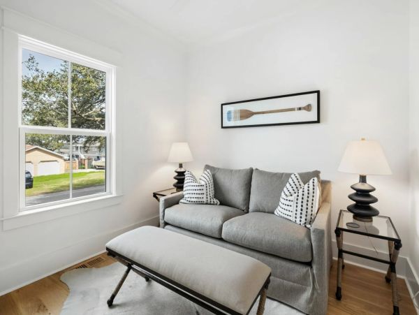 Isle of Palms Fantastic Four Bedroom Vacation Home
