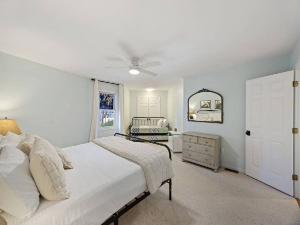 Four Bedroom Home Steps from Beautiful Isle of Palms Beach