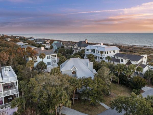 Four Bedroom Home Steps from Beautiful Isle of Palms Beach