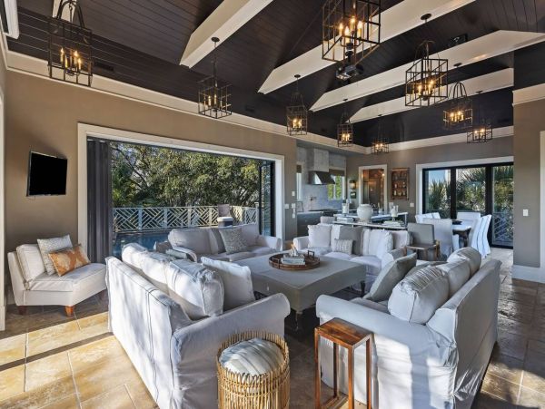 Walk to Beach Five Bedroom Rental Home in Isle of Palms