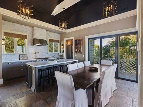 Walk to Beach Five Bedroom Rental Home in Isle of Palms