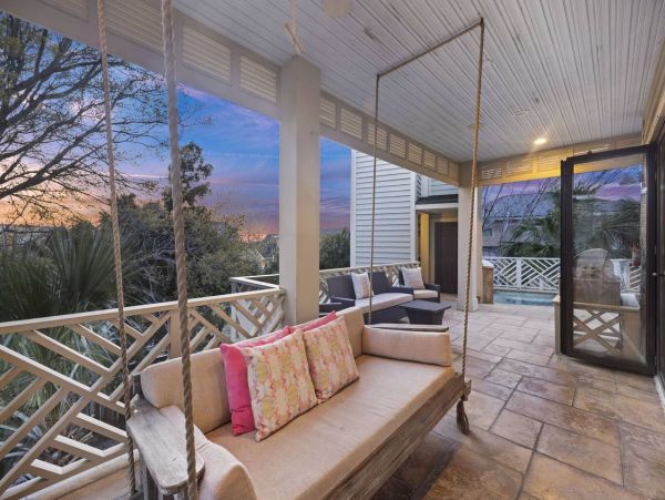 Walk to Beach Five Bedroom Rental Home in Isle of Palms