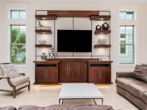 Eight Bedroom Luxury Vacation Pool Home in Destin