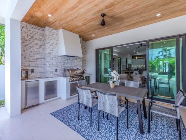 Coastal Elegance Meets Modern Comfort - Stunning Beach House with Pool in Naples