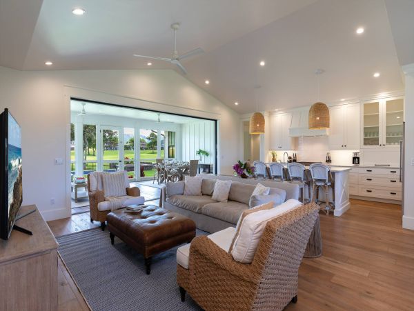 South Shore Luxury Plantation Home Kauai Stroll to Poipu Beach