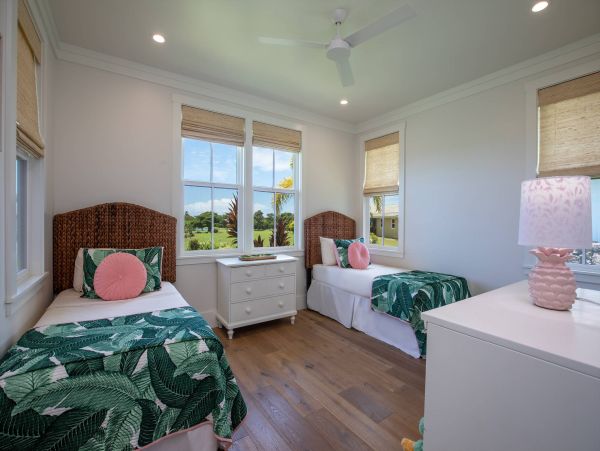 South Shore Luxury Plantation Home Kauai Stroll to Poipu Beach