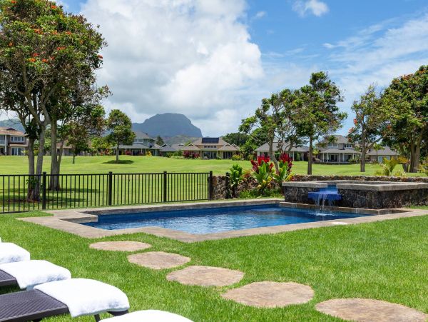 South Shore Luxury Plantation Home Kauai Stroll to Poipu Beach