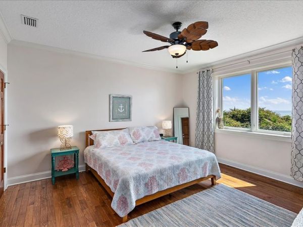 Luxury Oceanfront Vacation Rental in Ponte Vedra Beach 4-Bedroom Family Beach House Near St. Augustine
